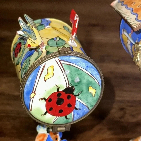 VTG Set of 2 US Mail Stamp Holder Birdhouses Kelvin Chen 2004 / 2002 - Picture 5 of 16